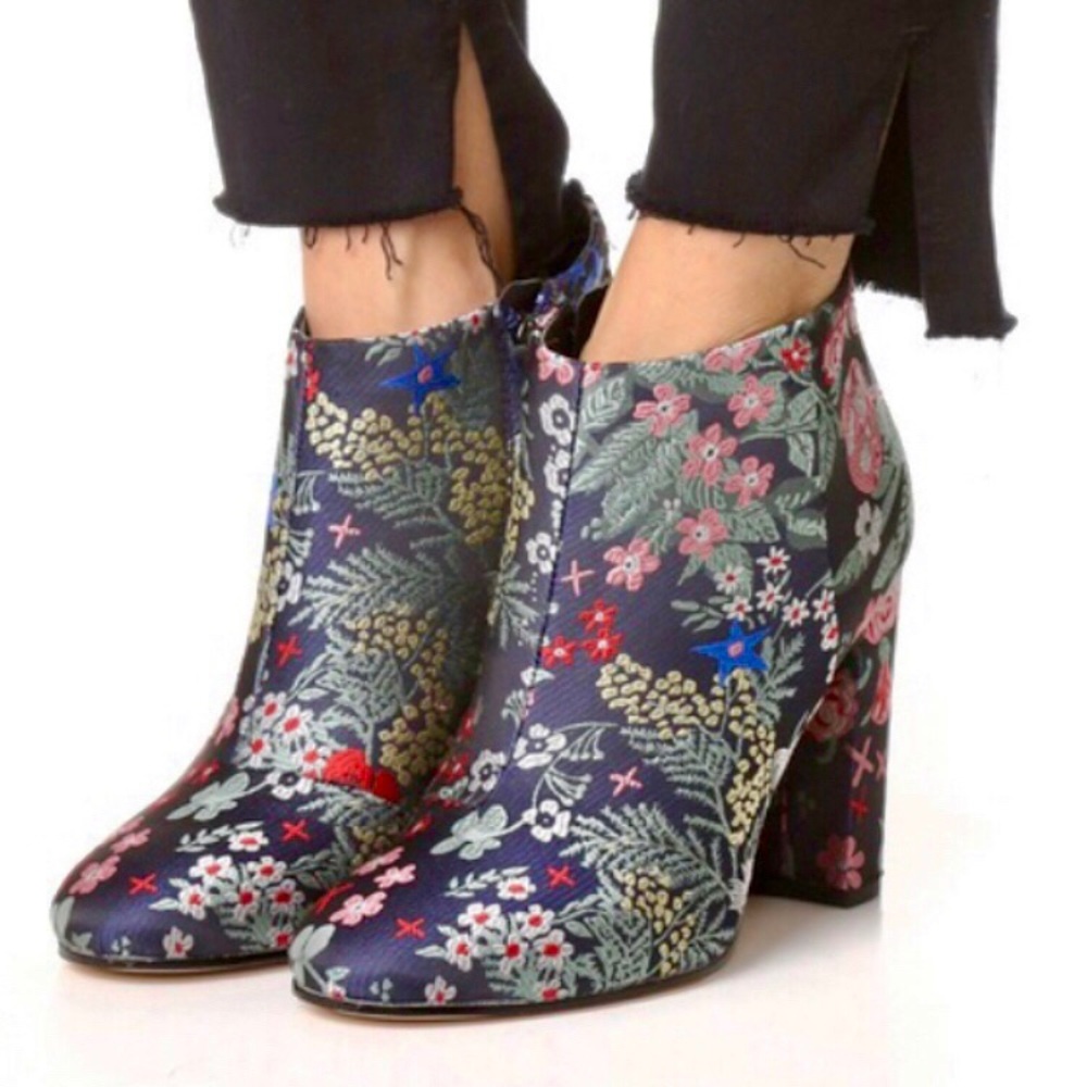Sam Edelman Campbell Floral Embroidered Ankle Bootie - Size 8.5